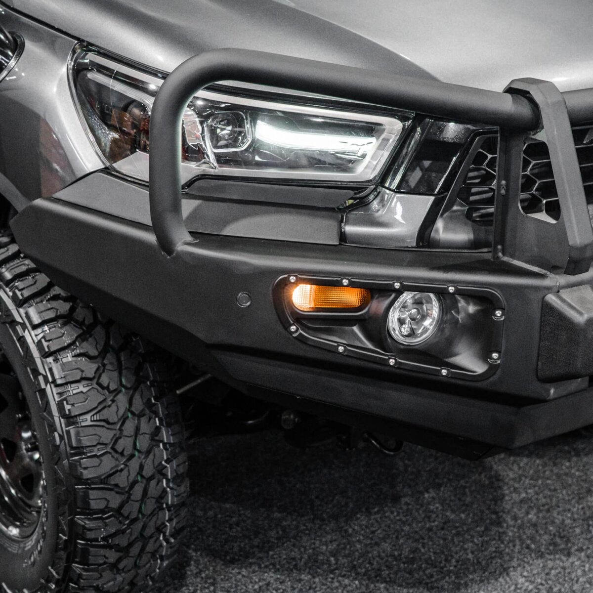 DEFENDER Off-Road Triple Loop Bull-Bar - Image 5