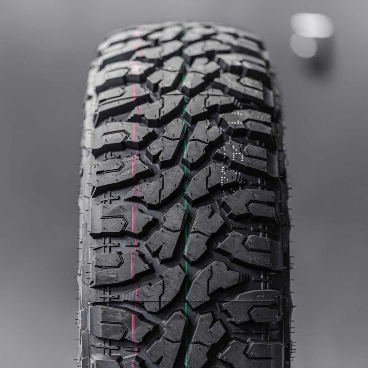 31x10.5 R15LT Mud Tyres + Steelies - Image 5