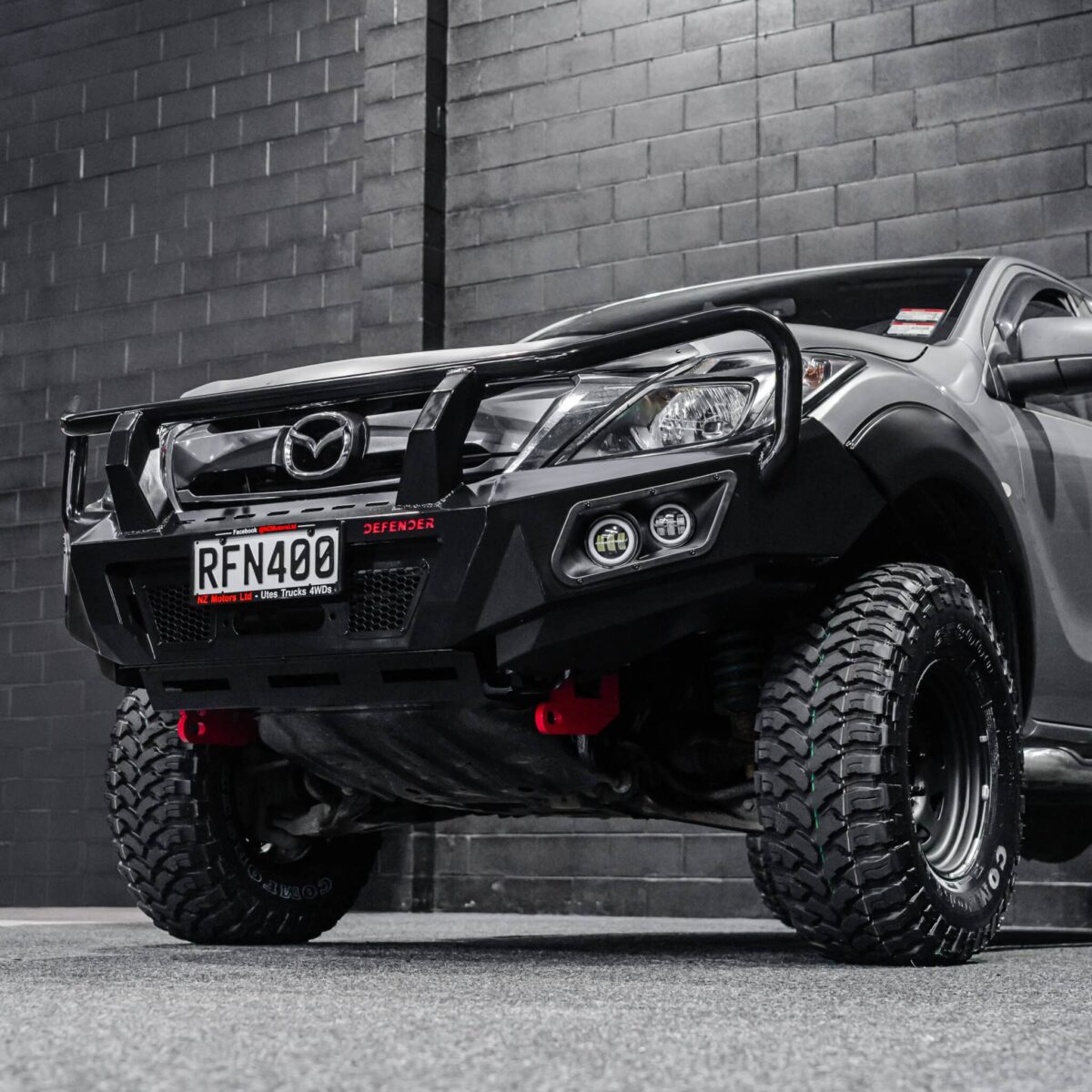 DEFENDER Off-Road Triple Loop Bull-Bar - Image 5