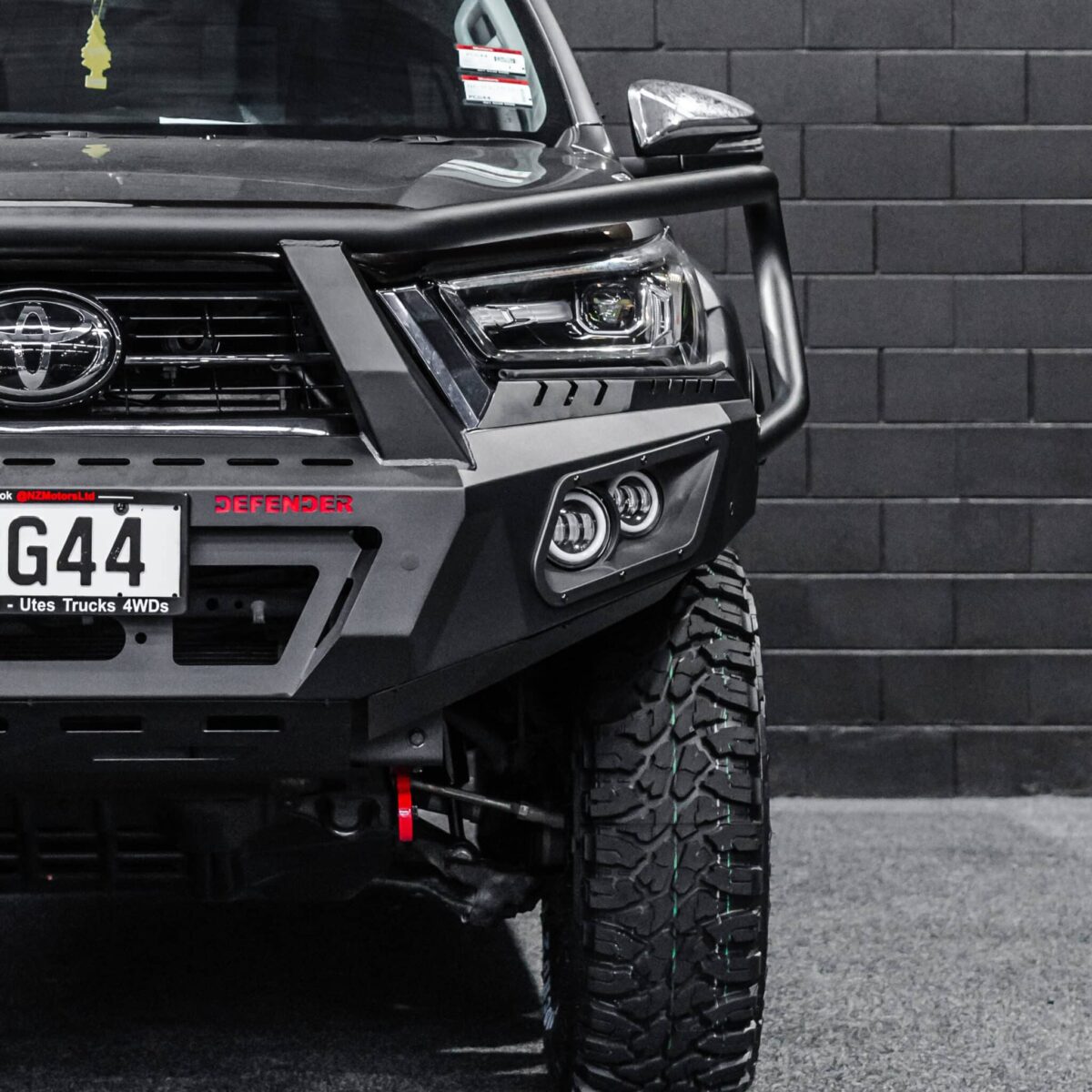 DEFENDER Off-Road Triple Loop Bull-Bar - Image 3