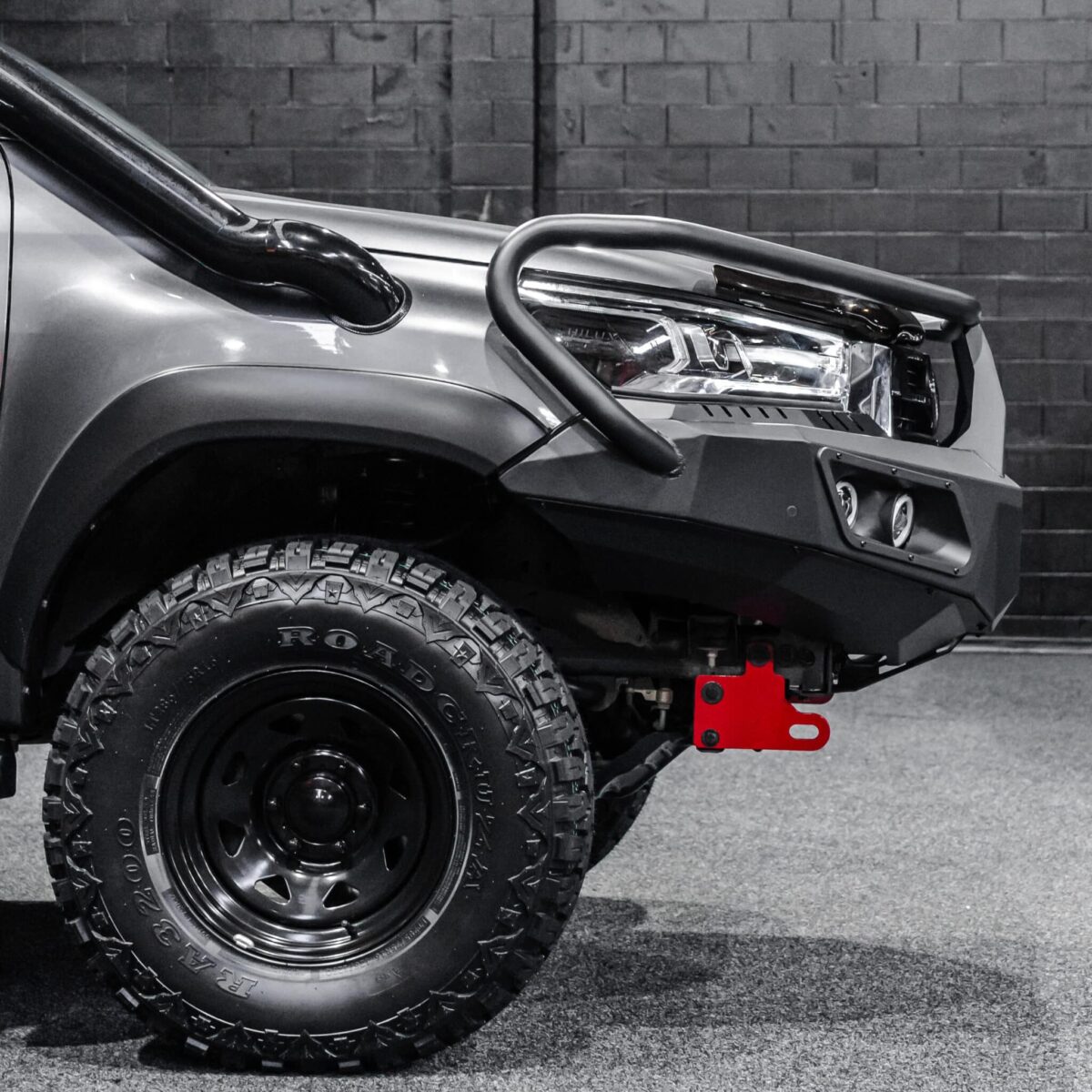 DEFENDER Off-Road Triple Loop Bull-Bar - Image 5