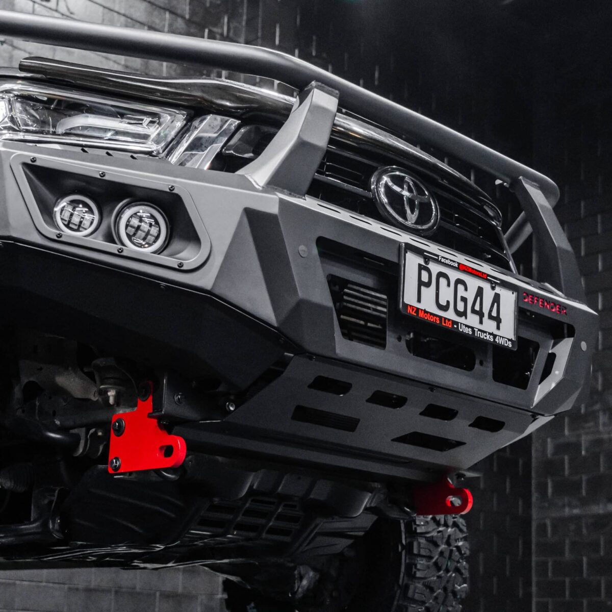 DEFENDER Off-Road Triple Loop Bull-Bar - Image 6