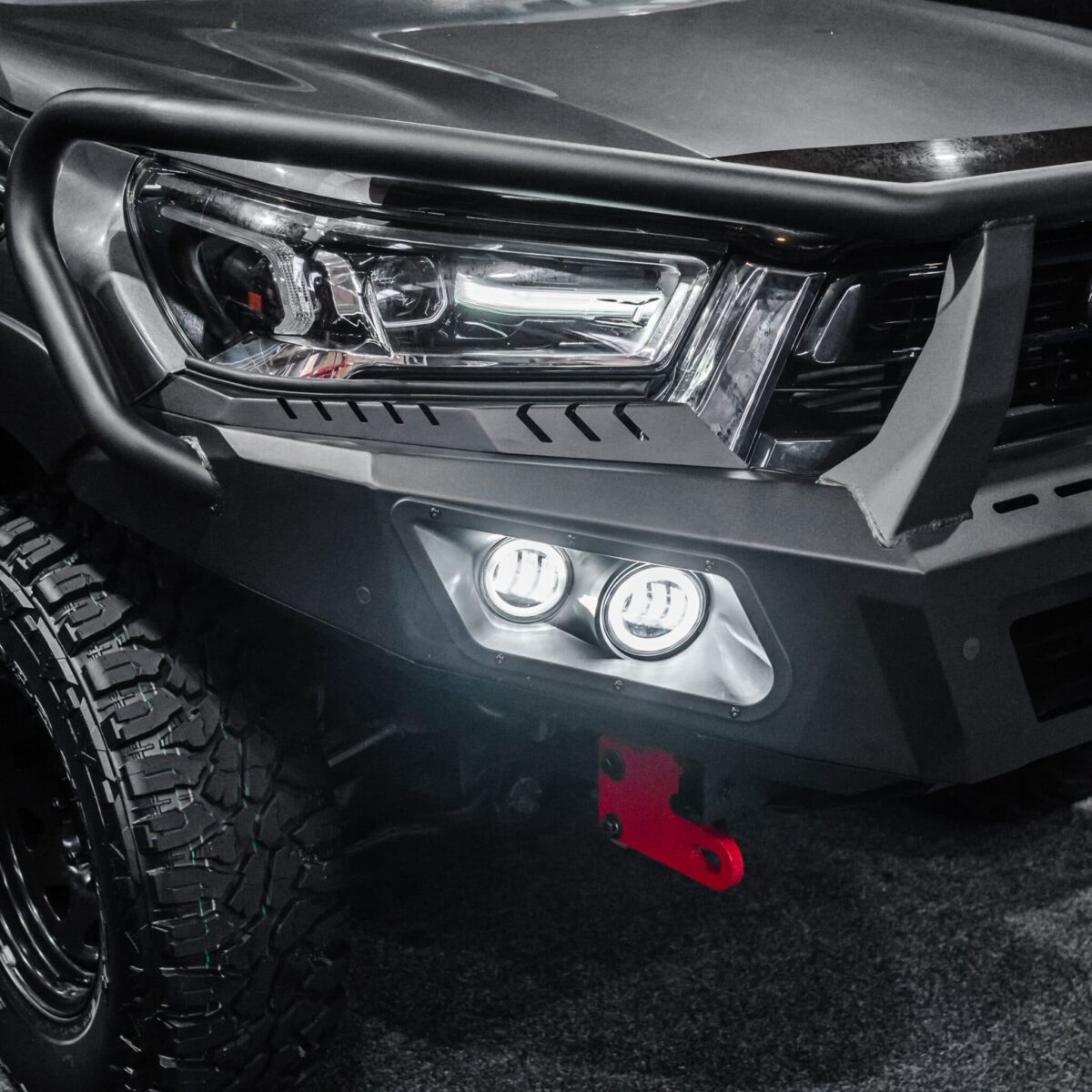 DEFENDER Off-Road Triple Loop Bull-Bar - Image 7