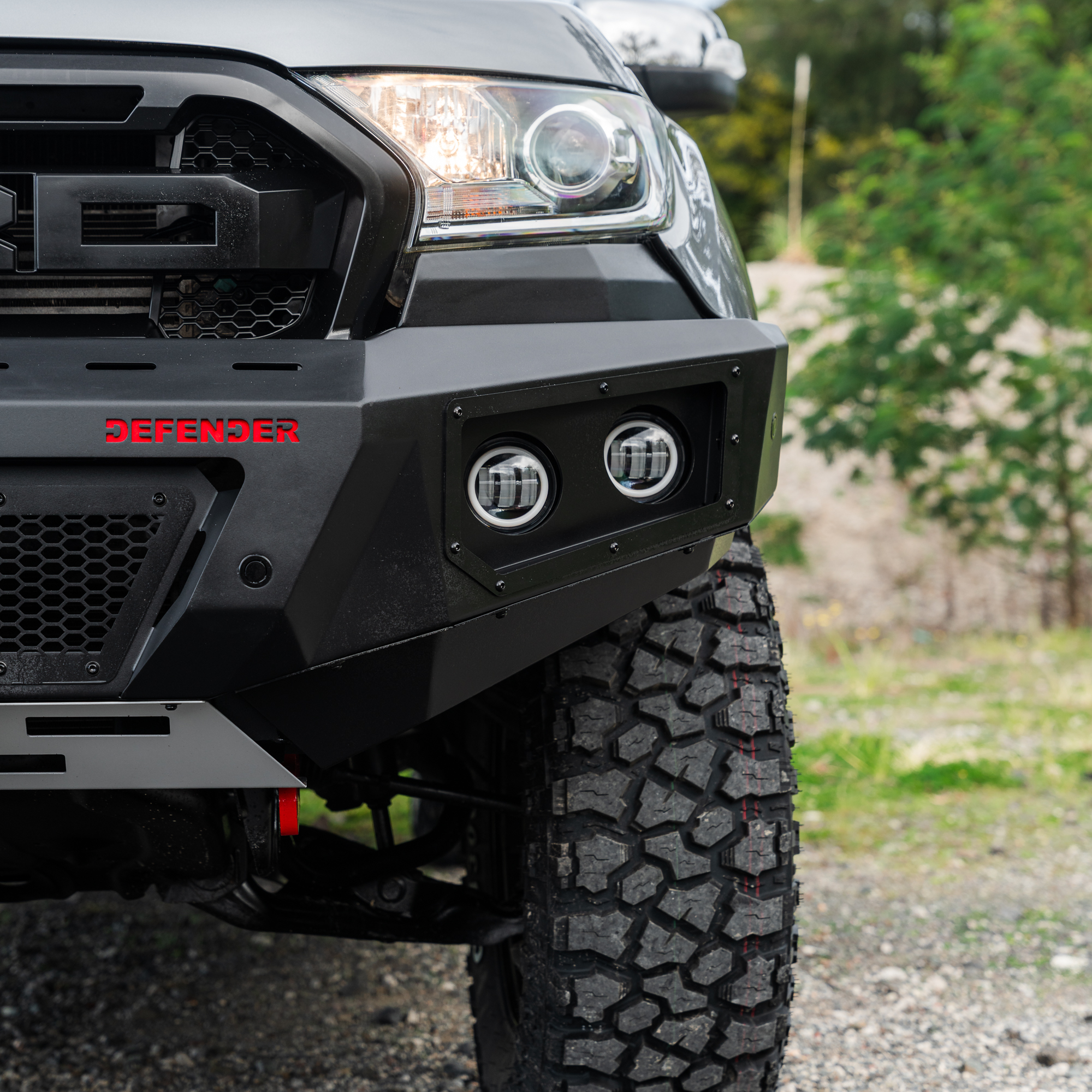 DEFENDER Off-Road Loopless Bull-Bar - Image 5