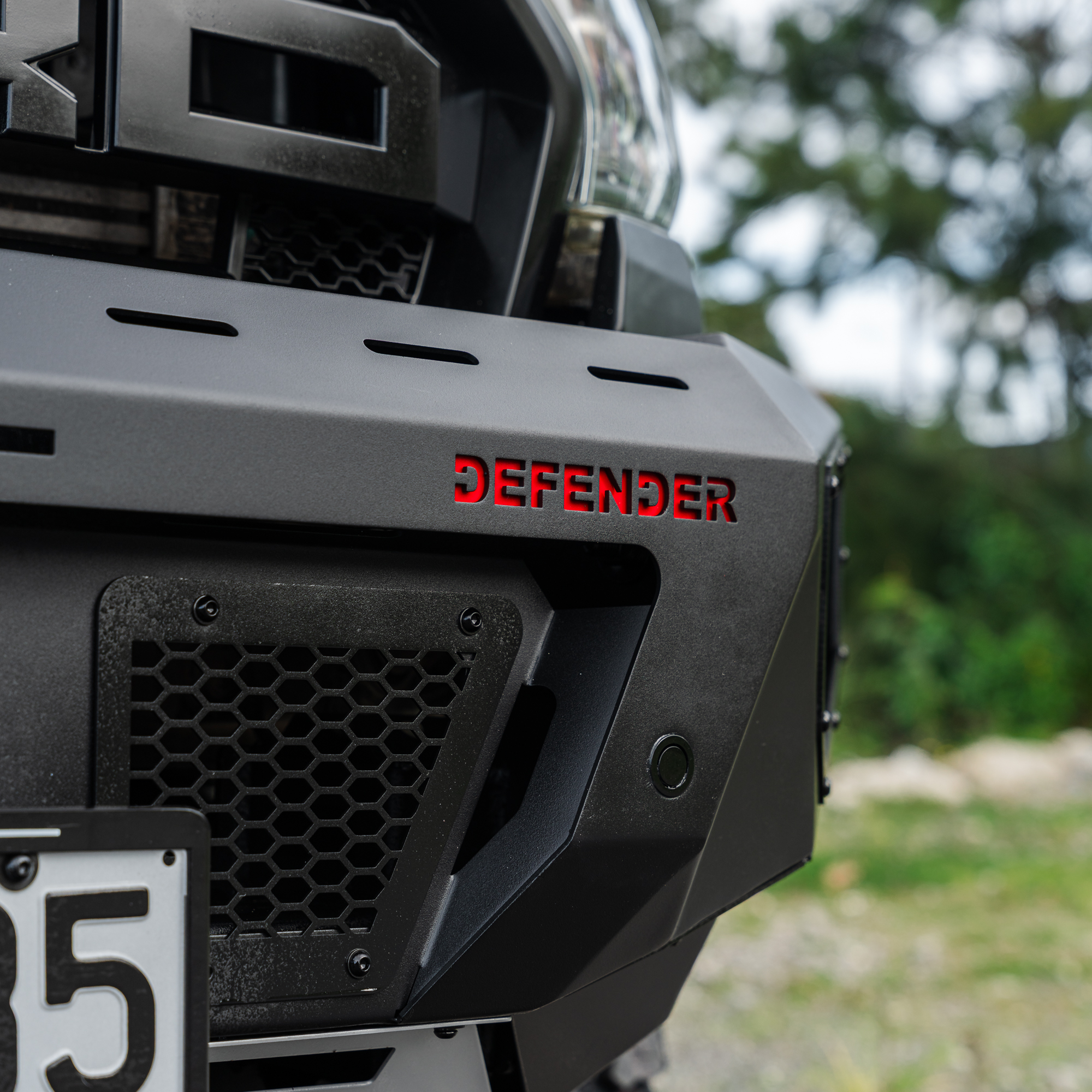 DEFENDER Off-Road Loopless Bull-Bar - Image 7