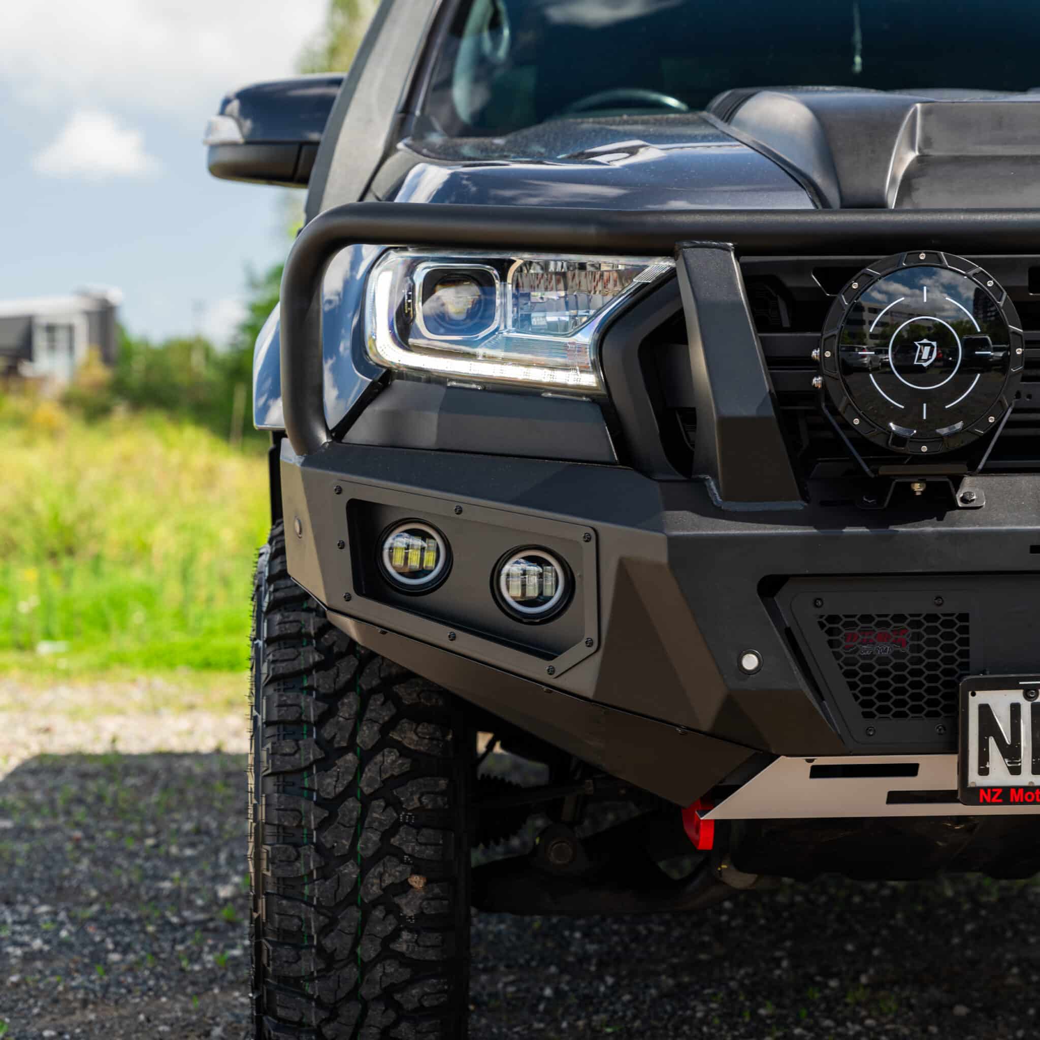 DEFENDER Off-Road Triple Loop Bull-Bar - Image 4