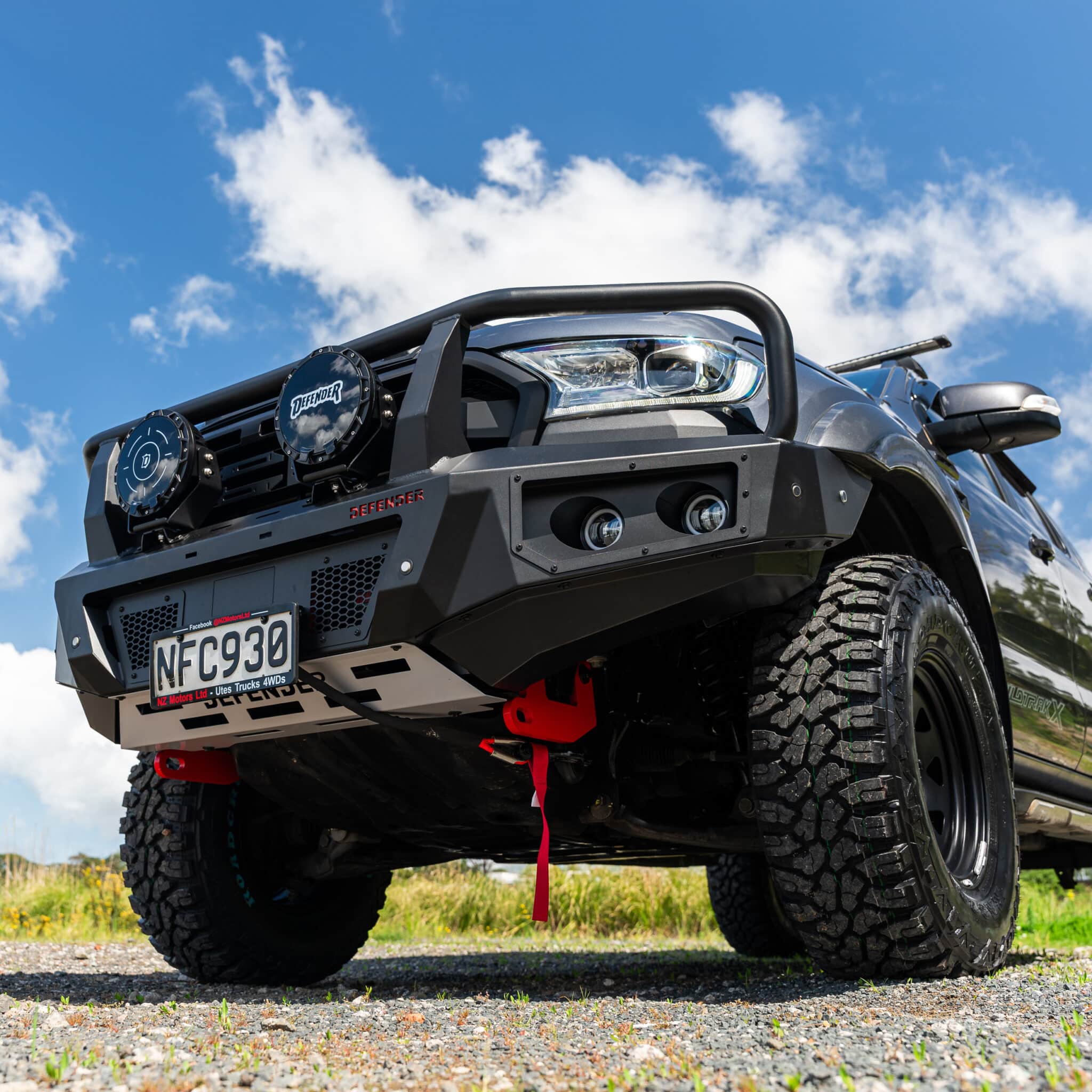 DEFENDER Off-Road Triple Loop Bull-Bar - Image 8