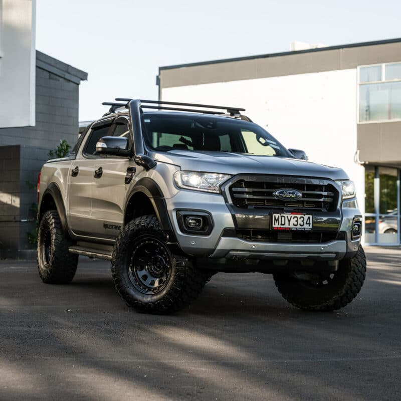 DEFENDER OFF-ROAD STAINLESS SNORKEL