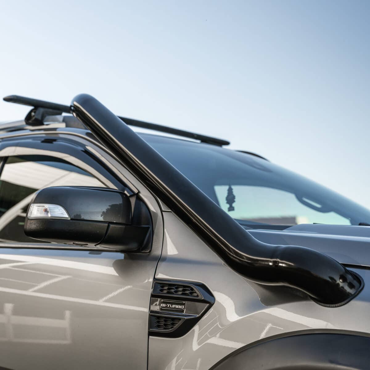 DEFENDER OFF-ROAD STAINLESS SNORKEL - Image 3