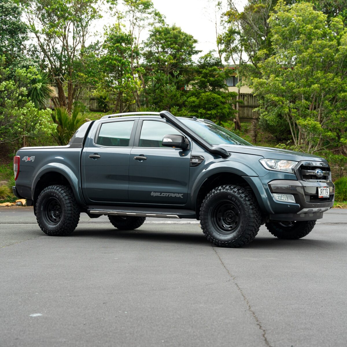 Colour Coded Smooth Fender Flares - Image 2