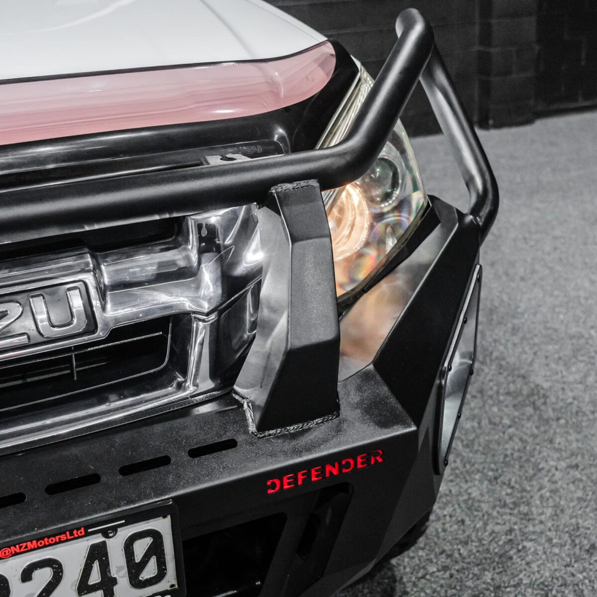 DEFENDER Off-Road Triple Loop Bull-Bar - Image 7