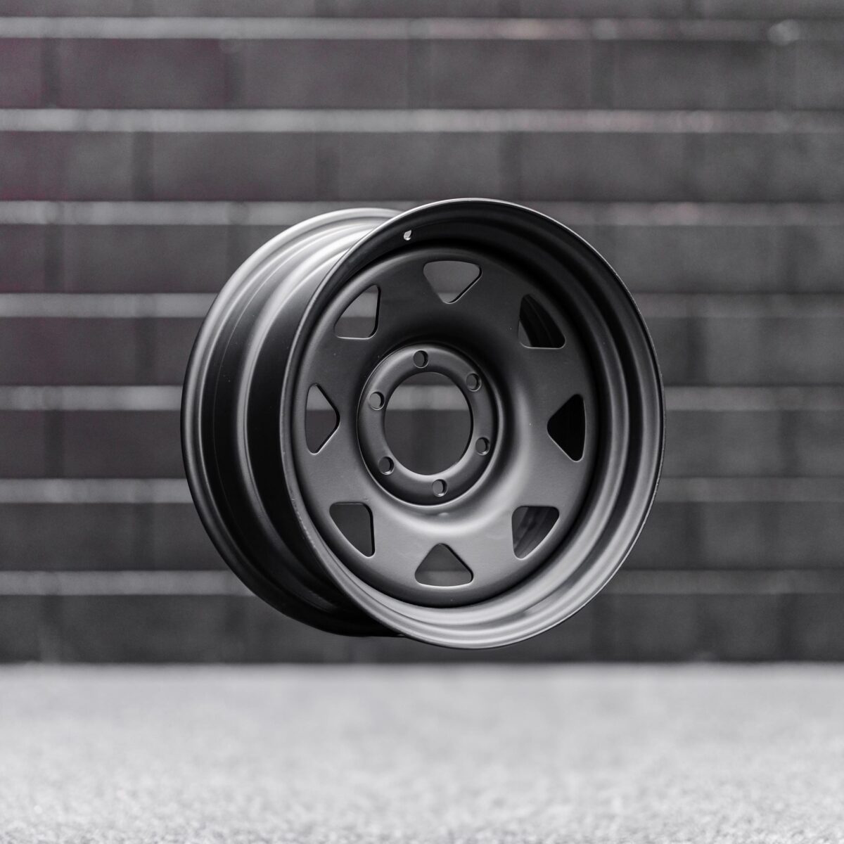 17" Triangle Spoke Steel Wheels