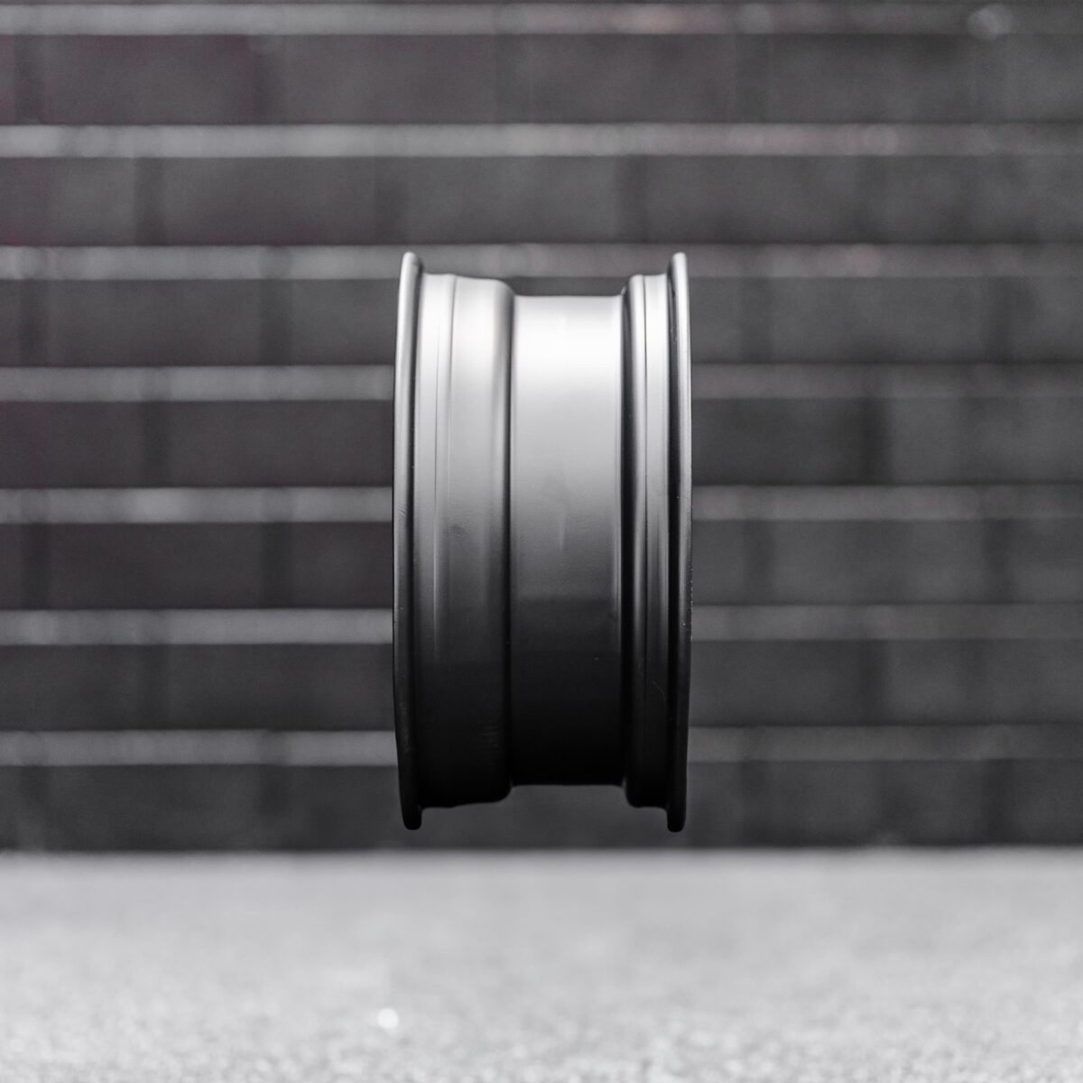 17" Triangle Spoke Steel Wheels - Image 3