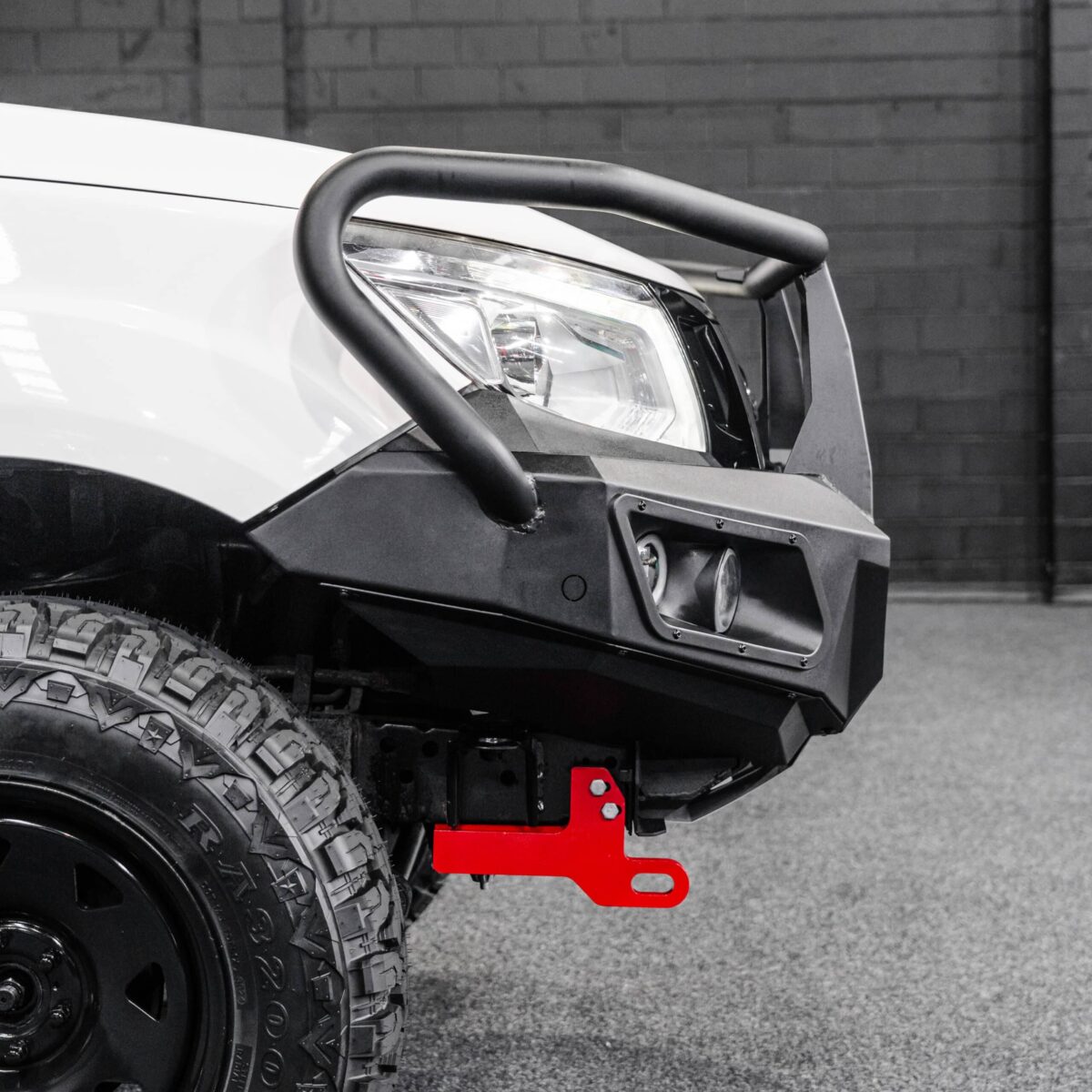 DEFENDER Off-Road Triple Loop Bull-Bar - Image 6