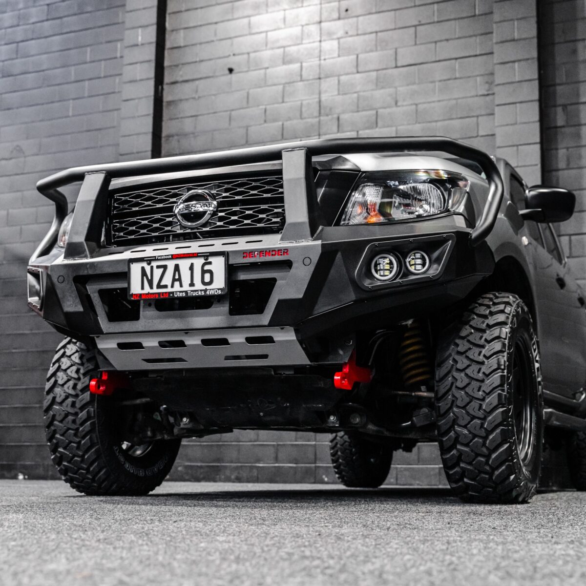 DEFENDER Off-Road Triple Loop Bull-Bar - Image 6