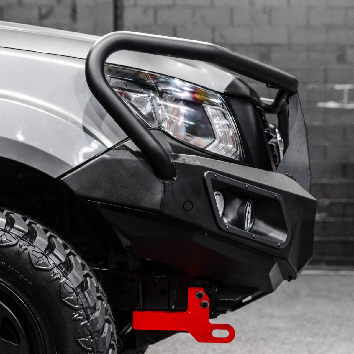 DEFENDER Off-Road Triple Loop Bull-Bar - Image 7