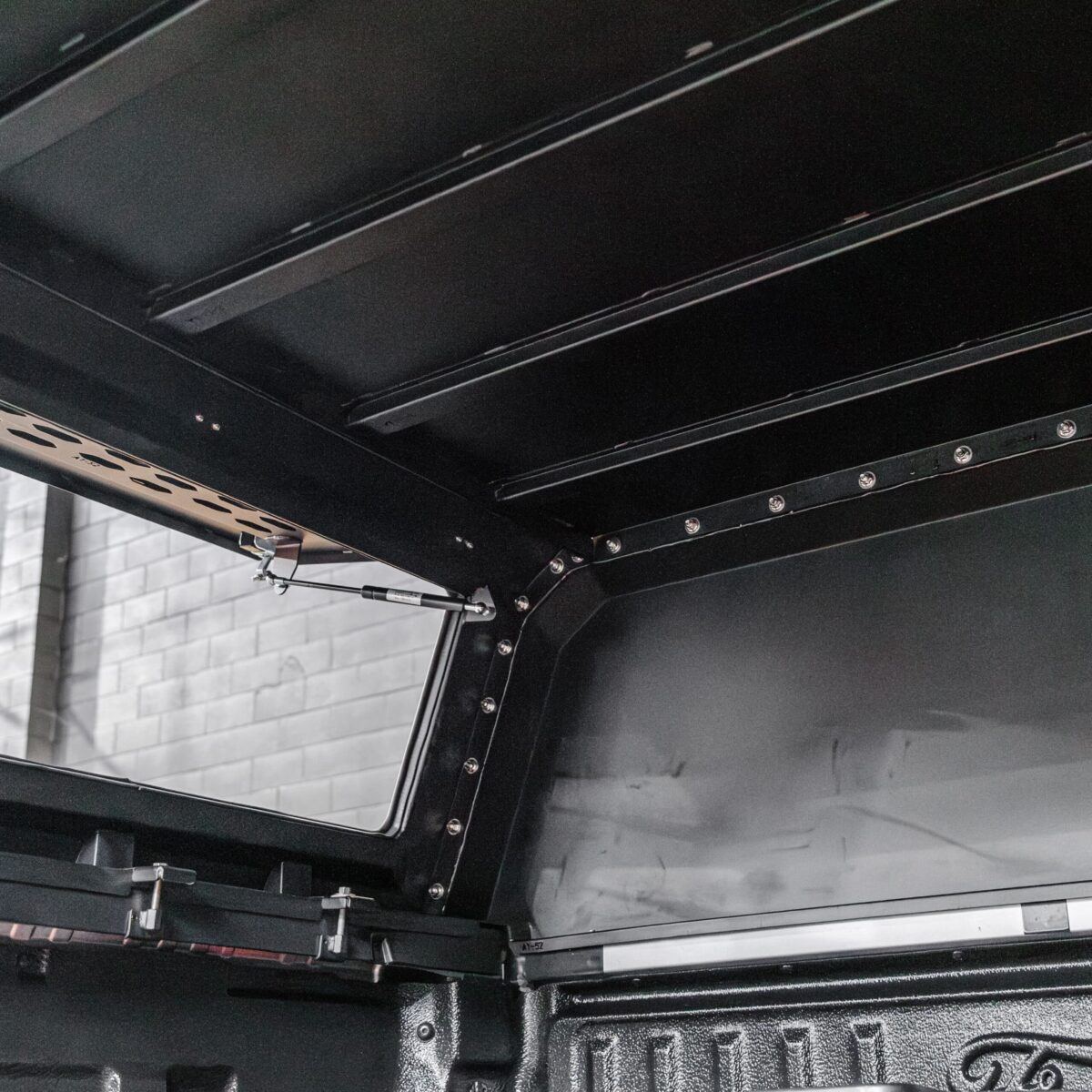 DEFENDER Aluminium Windowless Canopy - Image 12