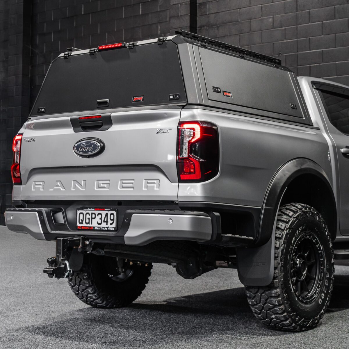 DEFENDER Aluminium Windowless Canopy - Image 2
