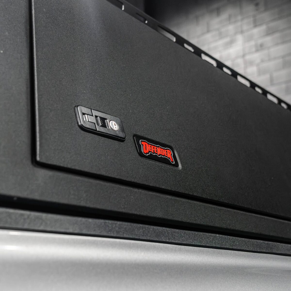 DEFENDER Aluminium Windowless Canopy - Image 8