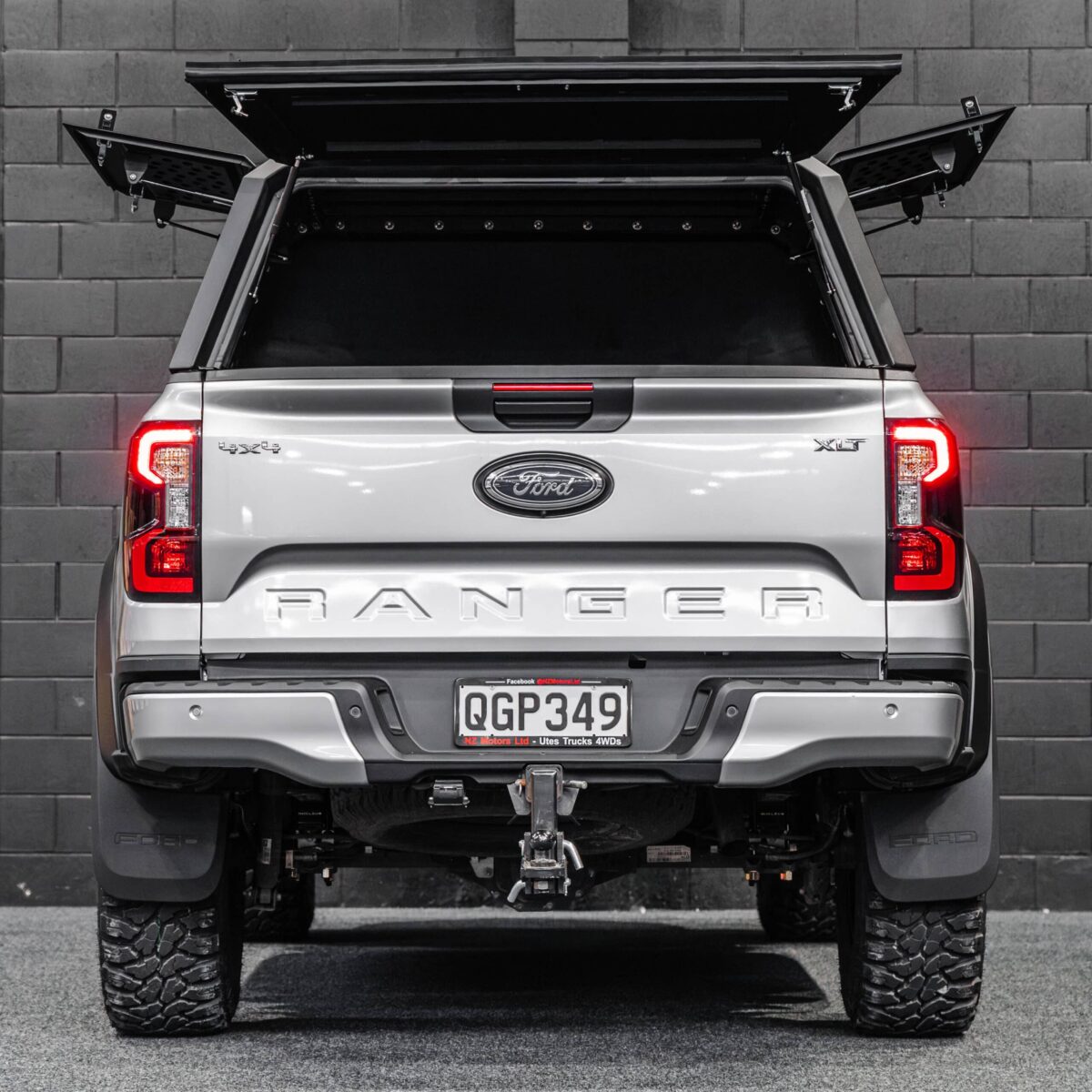 DEFENDER Aluminium Windowless Canopy - Image 5
