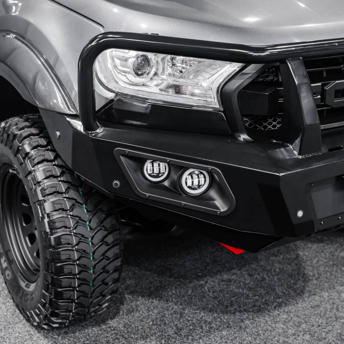 DEFENDER Off-Road Triple Loop Bull-Bar - Image 2
