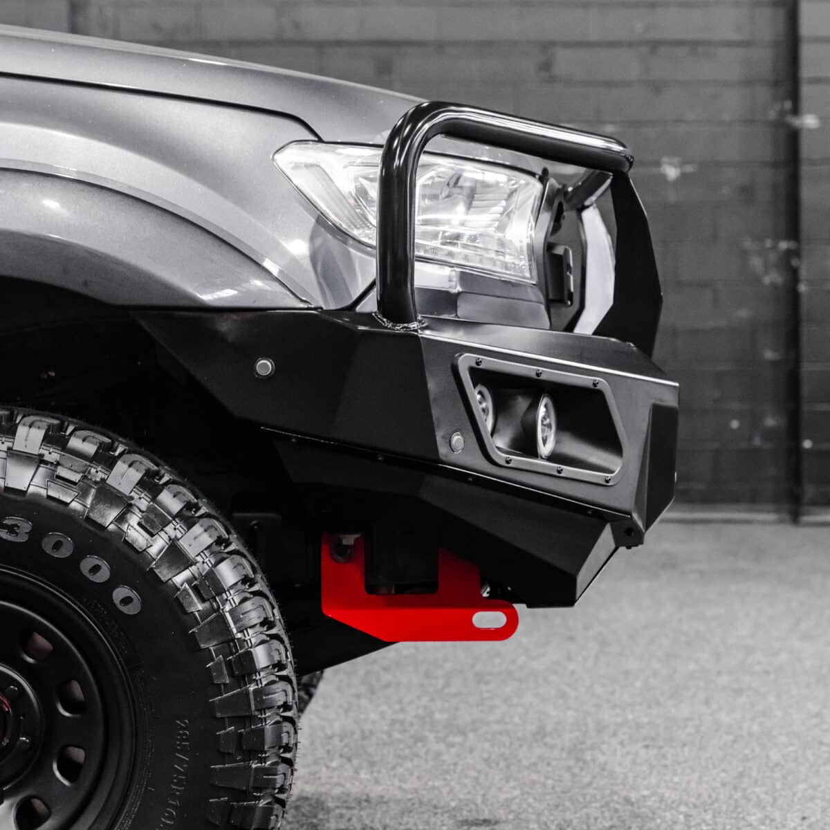 DEFENDER Off-Road Triple Loop Bull-Bar - Image 5