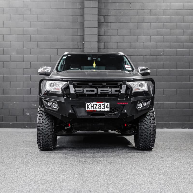 DEFENDER Off-Road Triple Loop Bull-Bar
