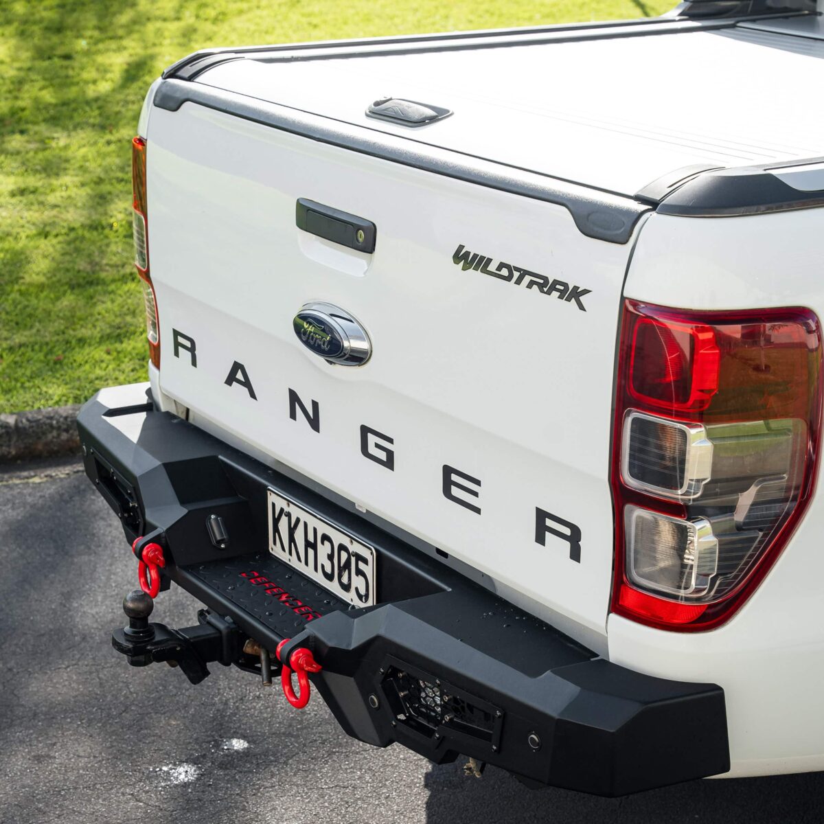 Defender Rear Bar - Image 6