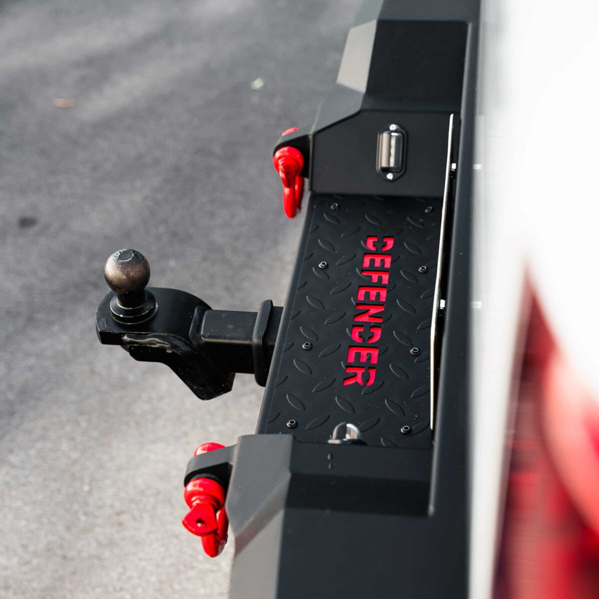 Defender Rear Bar - Image 2
