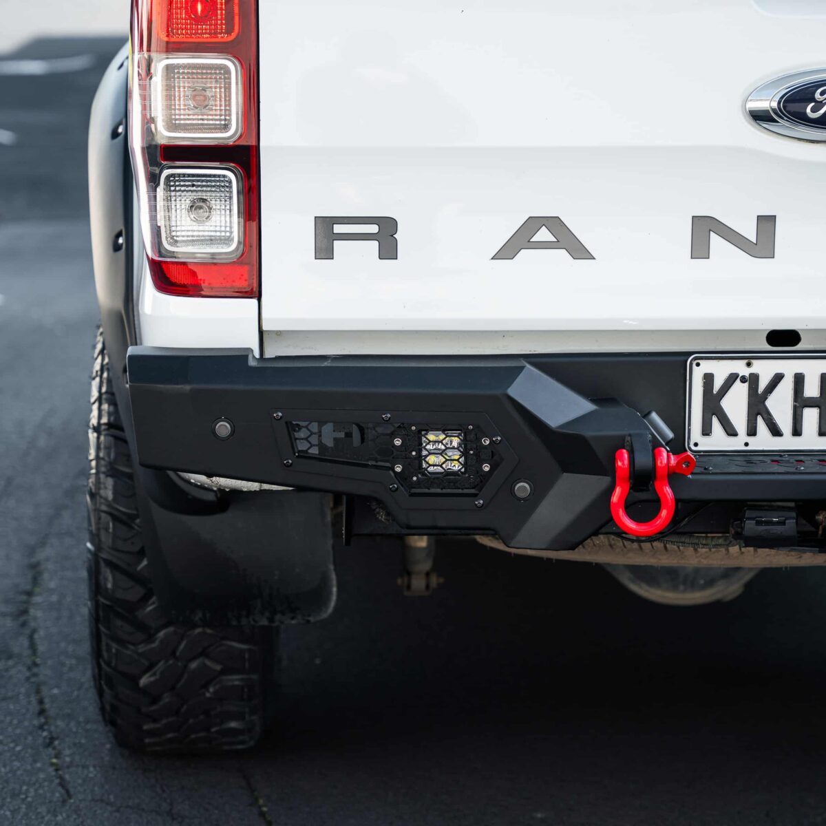Defender Rear Bar - Image 4