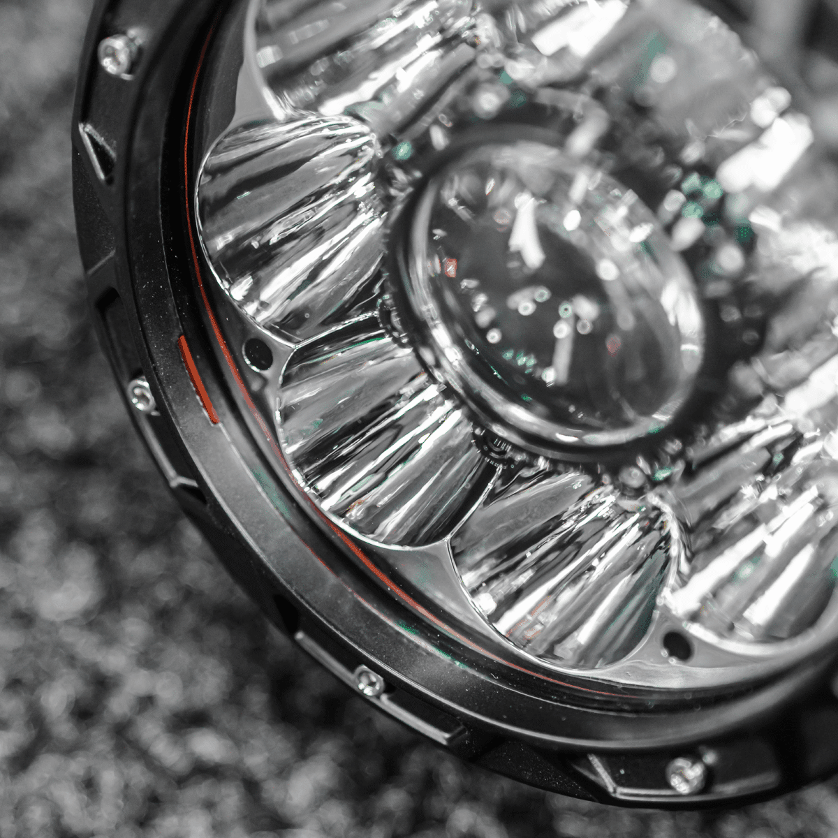 Defender 7 Inch LED Spotlights - Image 7