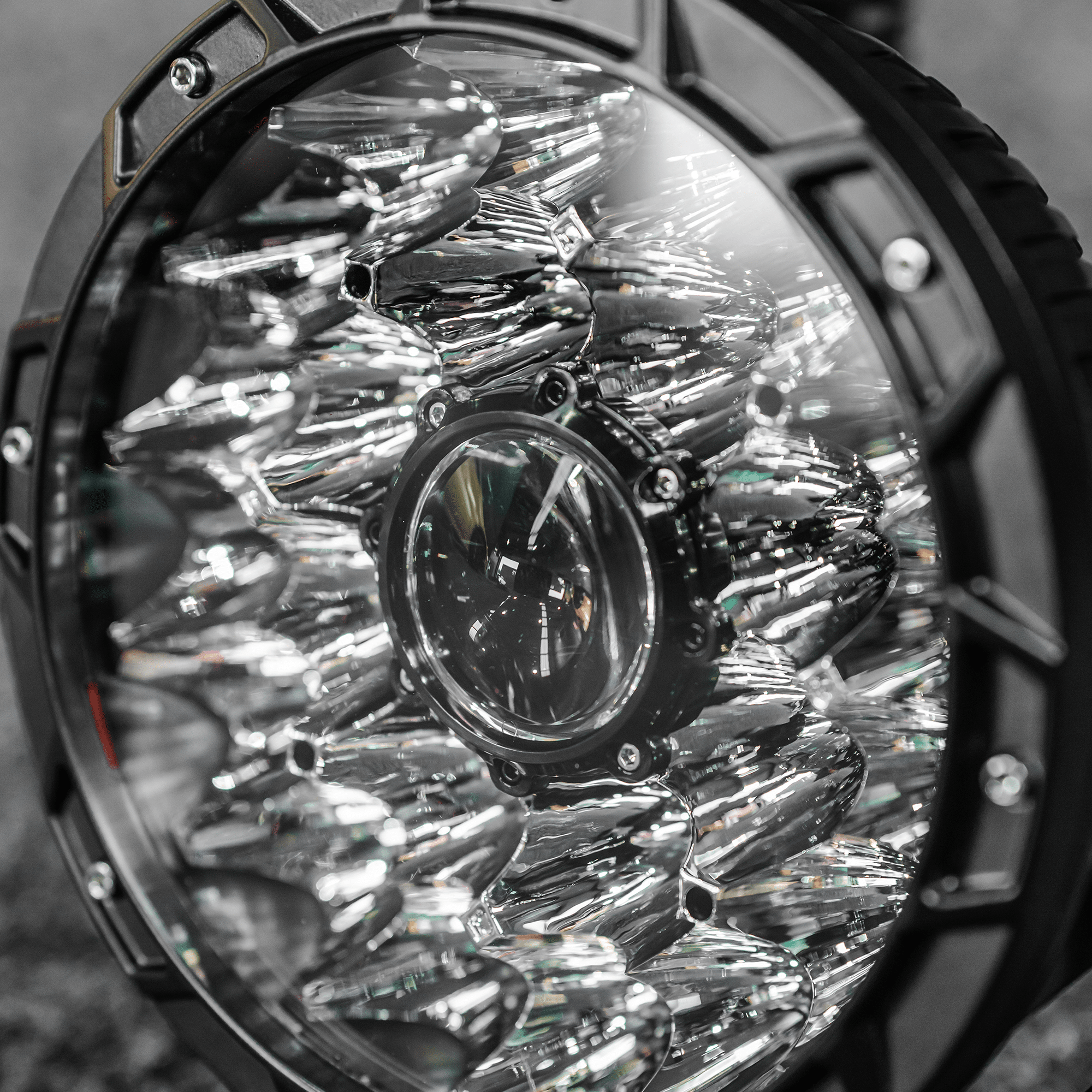 Defender 9 Inch LED Spotlights - Image 7