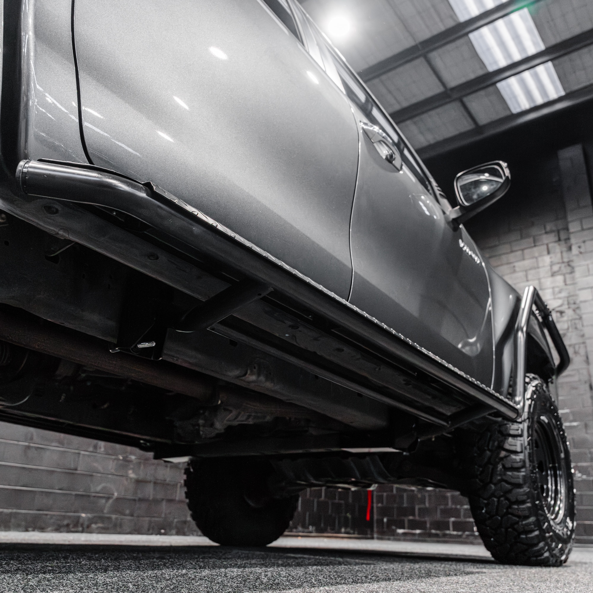 Defender Brush Bar & Rock Slider Combo - Image 9