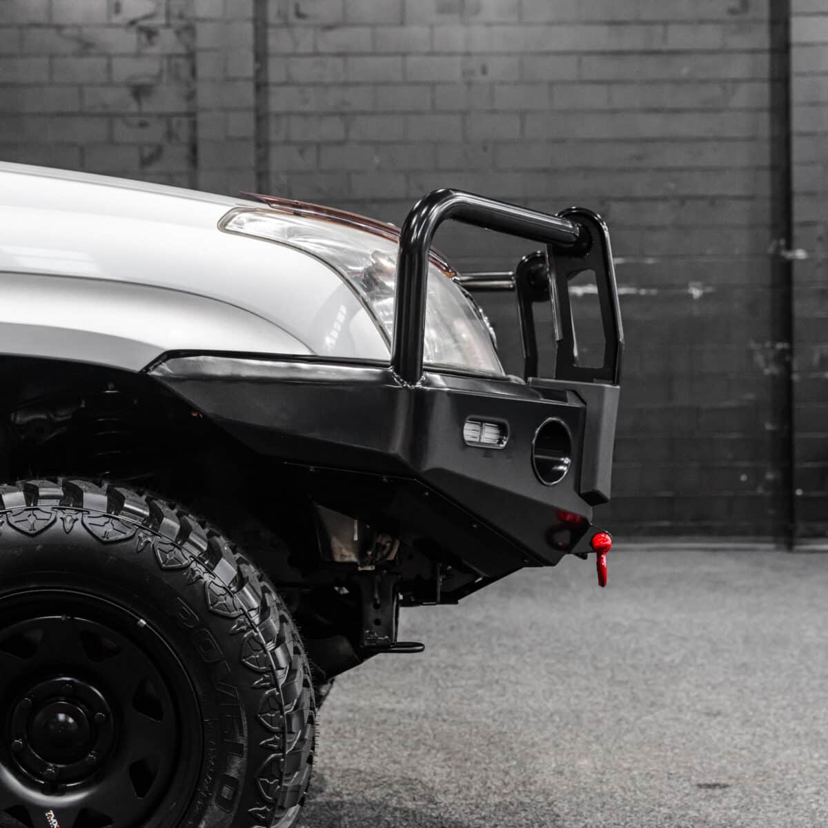 DEFENDER Off-Road Triple Loop Bull-Bar - Image 6