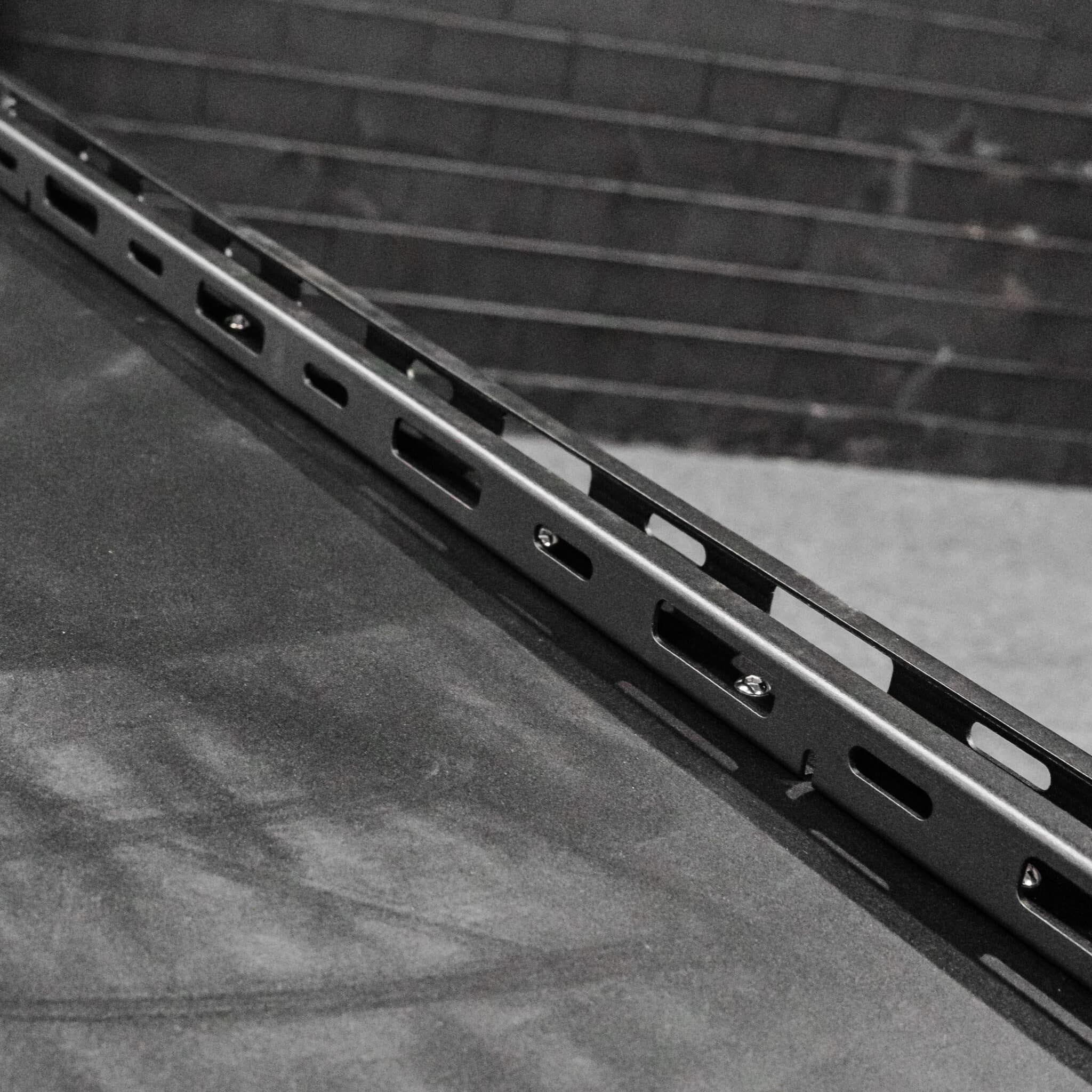 DEFENDER Aluminium Windowless Canopy - Image 13