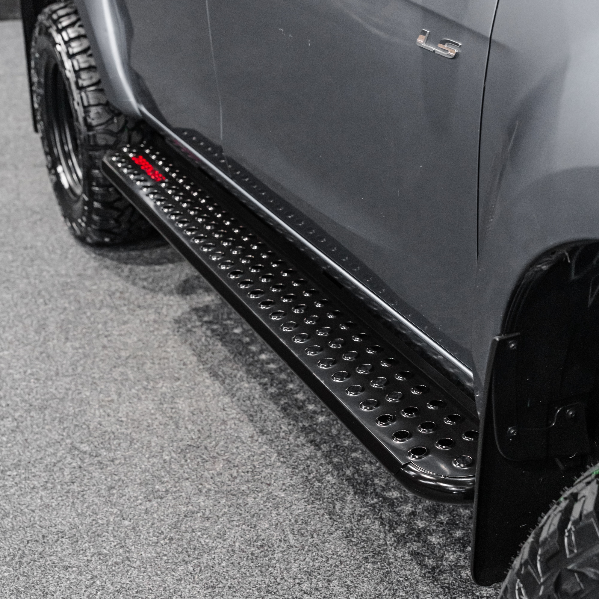 Defender Side Steps - Image 3