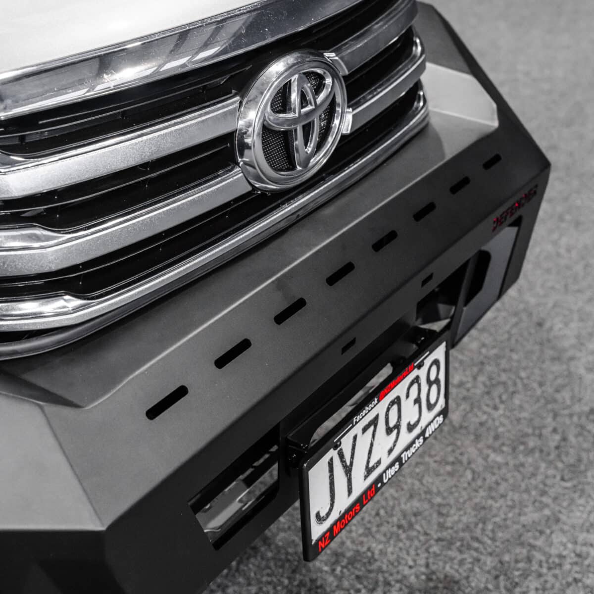DEFENDER Off-Road Loopless Bull-Bar - Image 7