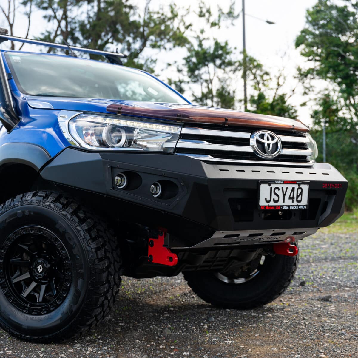 DEFENDER Off-Road Loopless Bull-Bar - Image 12