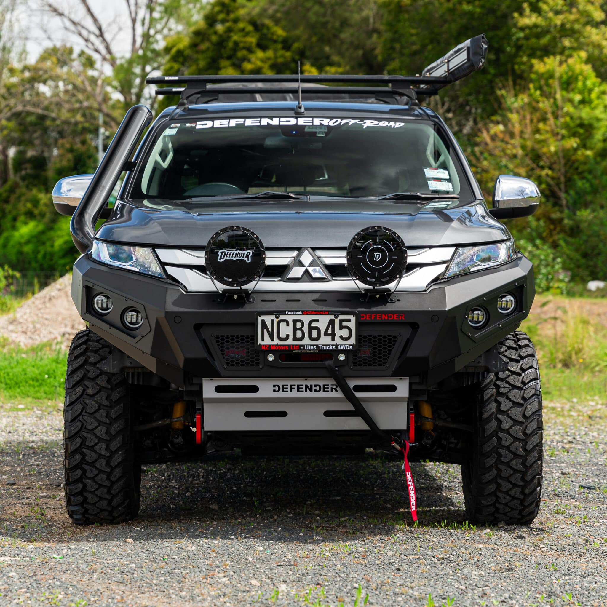 DEFENDER Off-Road Loopless Bull-Bar - Image 2
