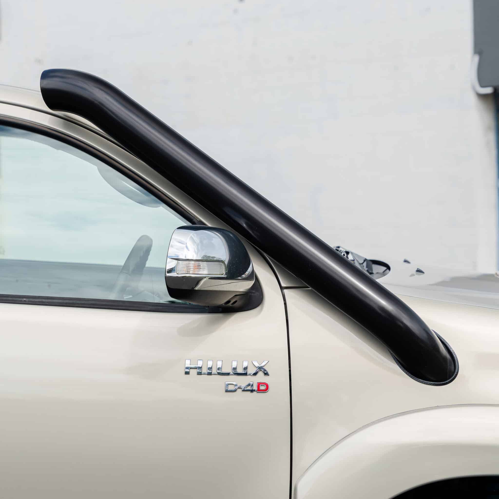 DEFENDER OFF-ROAD STAINLESS SNORKEL - Image 3