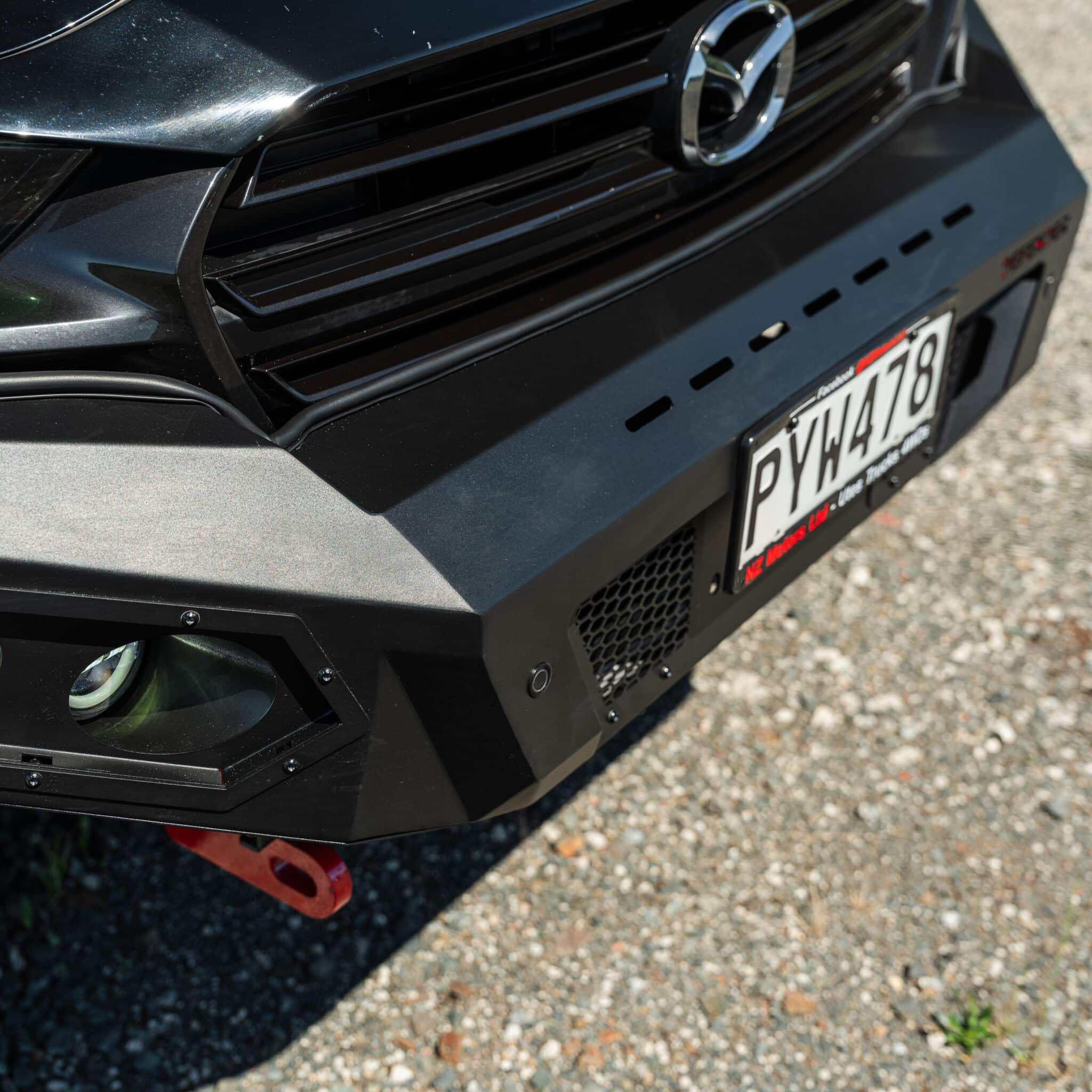 DEFENDER Off-Road Triple Loop Bull-Bar - Image 15