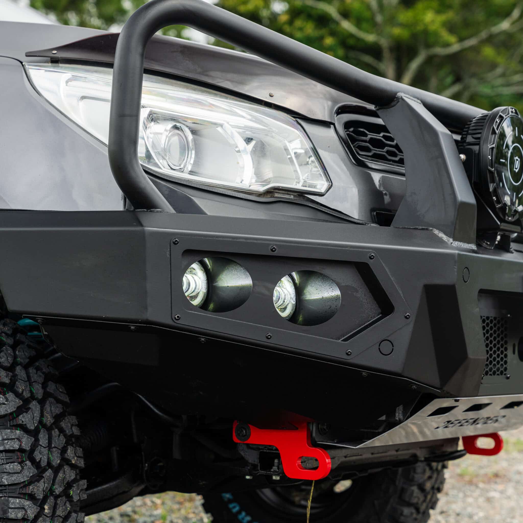 DEFENDER Off-Road Triple Loop Bull-Bar - Image 13