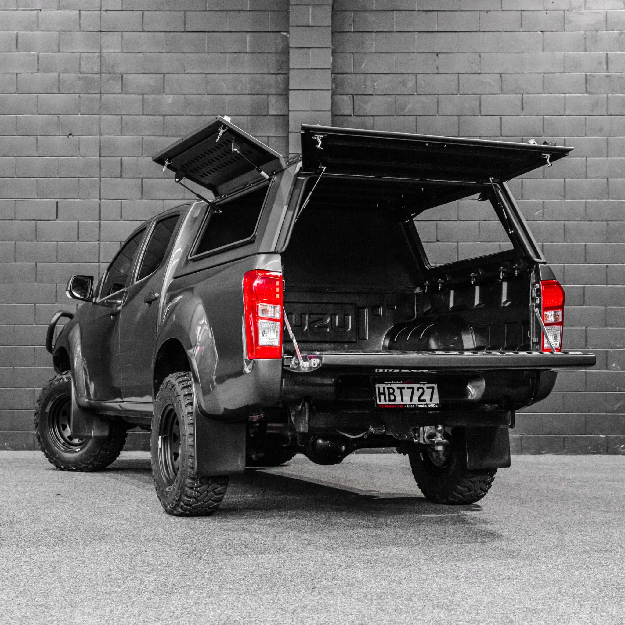 DEFENDER Aluminium Windowless Canopy - Image 8