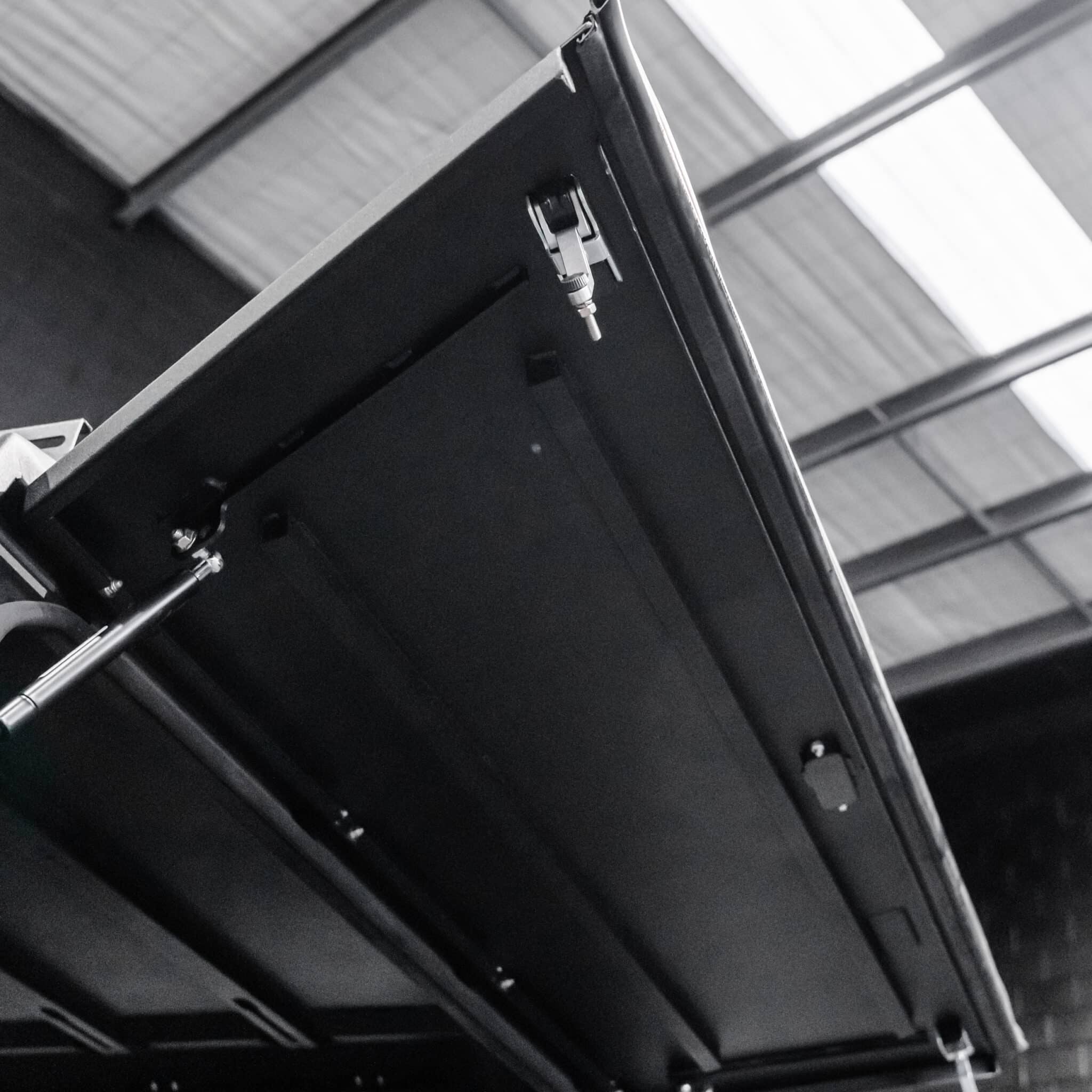 DEFENDER Aluminium Windowless Canopy - Image 10