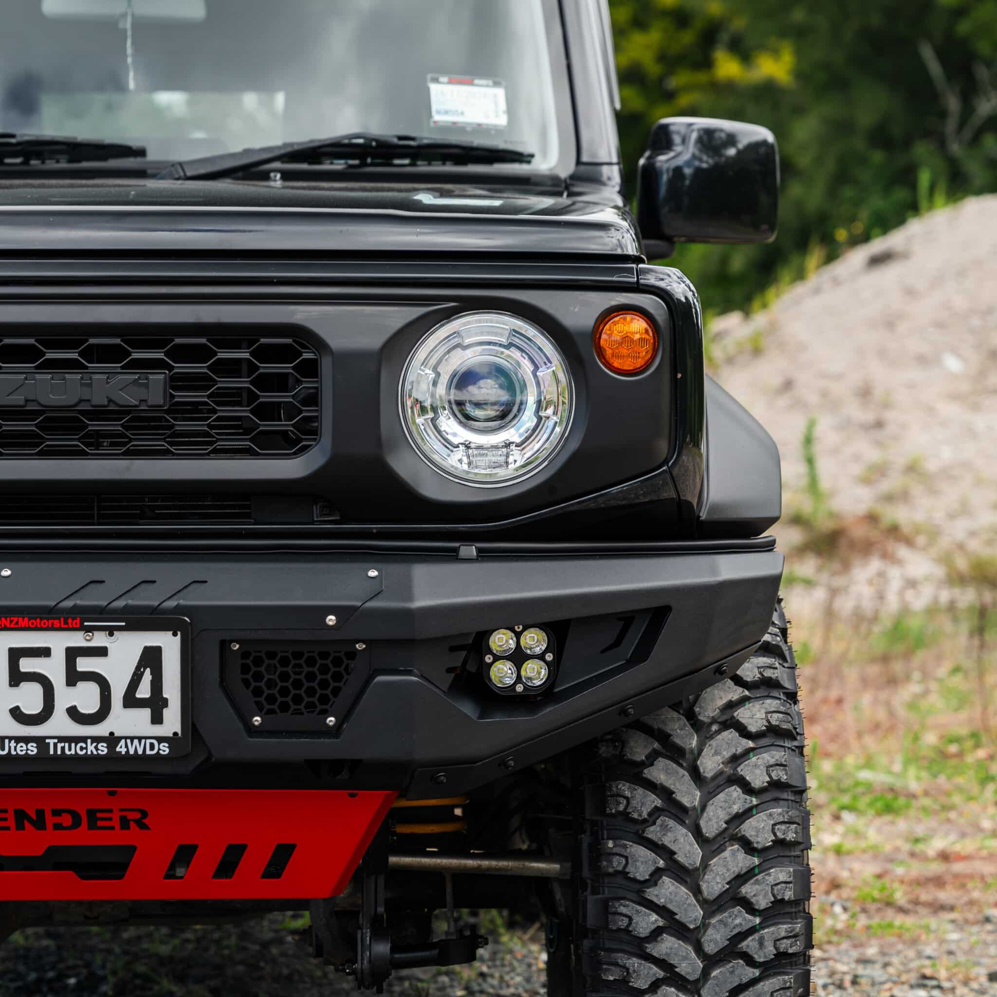 DEFENDER Off-Road Loopless Bull-Bar - Image 5