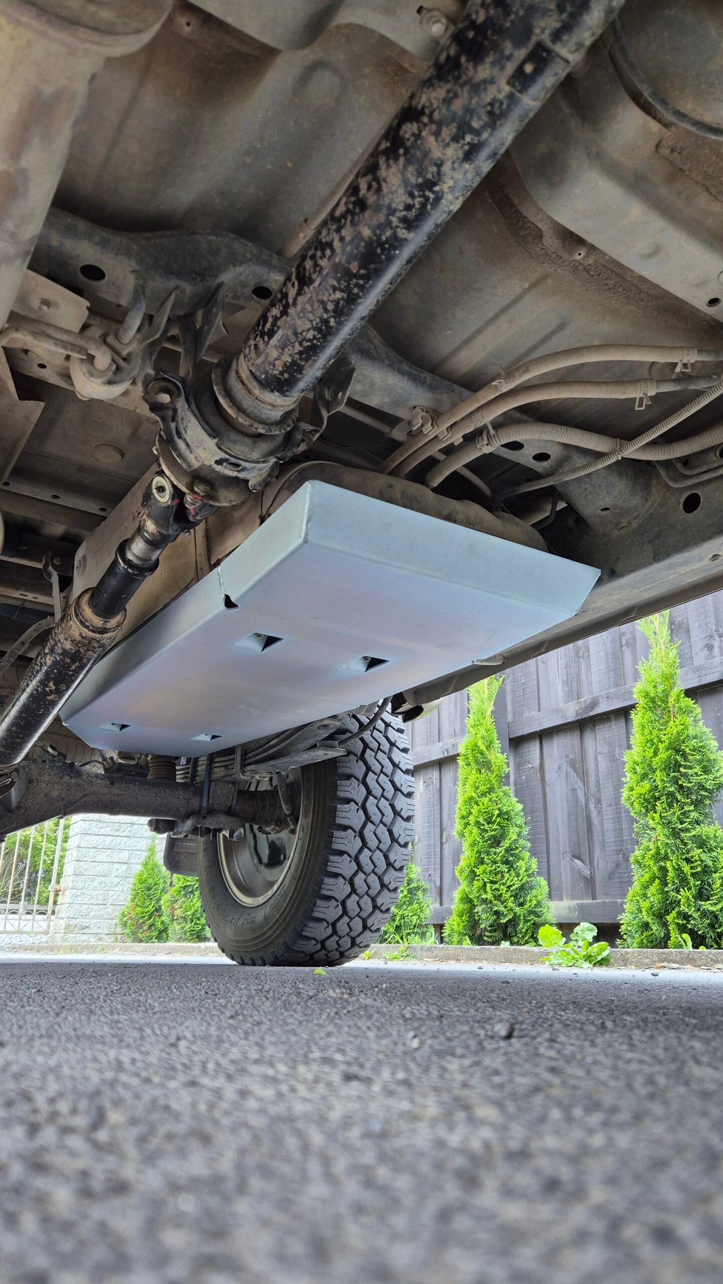 Toyota Hilux N70 KUN 26 2005-2015 Fuel Tank Bash Plate - Image 4